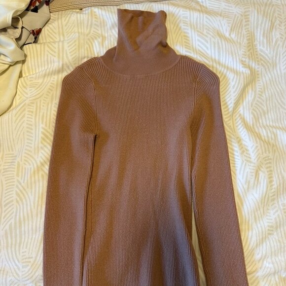 Ribbed salmon Express turtleneck - Picture 1 of 2